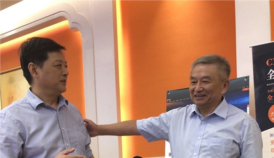 李總.jpg 李總.jpg