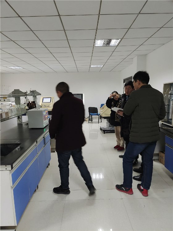 碳硅分析儀.jpg 碳硅分析儀.jpg